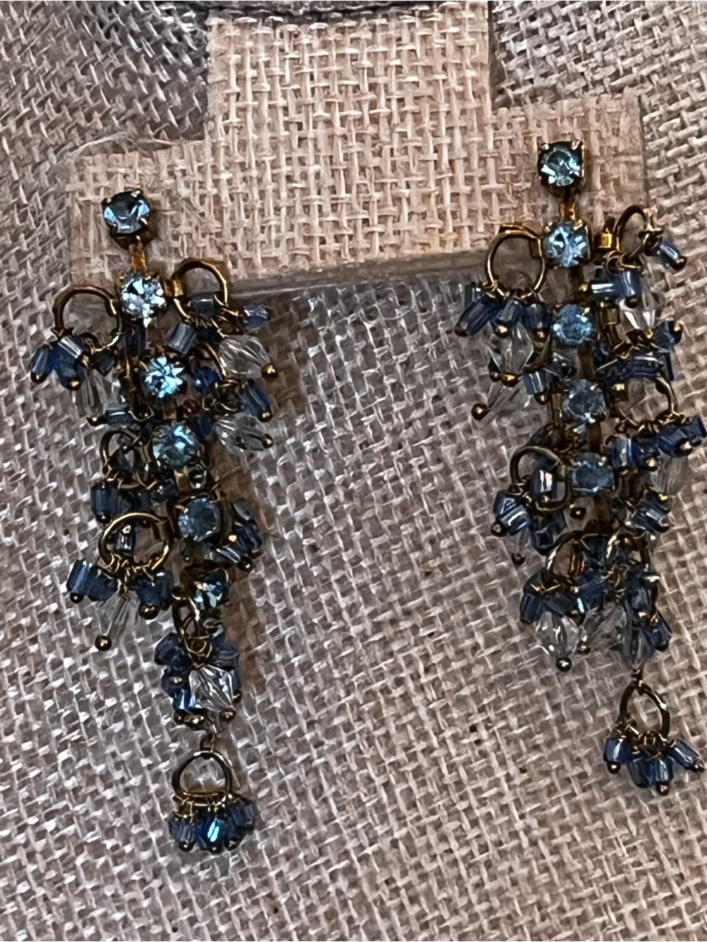 Gorgeous Vtg Blue Crystal Cascade Dangle Earrings - Women Jewelry
